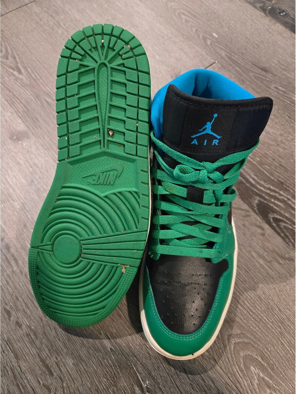 Jordan 1 Mid Aquatone Lucky Green Women Size 9.5 BQ6472-033 Preowned - Picture 5 of 6